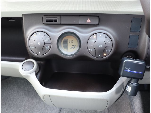 TOYOTA PASSO 2010 Image 31