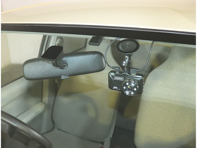 TOYOTA PASSO 2010 Image 31