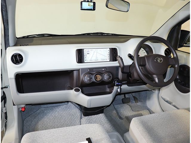 TOYOTA PASSO 2010 Image 31