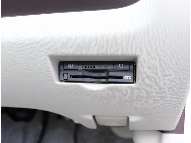 TOYOTA PASSO 2010 Image 31