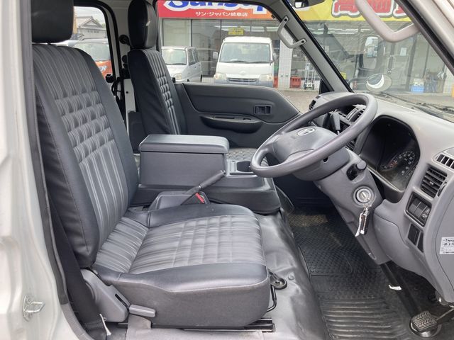 MAZDA BONGO VAN 1.15T 2WD 2017 Image 31