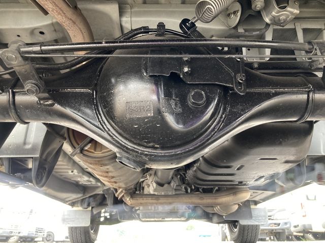 MAZDA BONGO VAN 1.15T 2WD 2017 Image 31