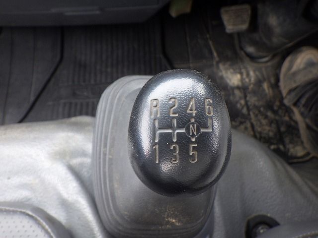 ISUZU ELF 2019 Image 31