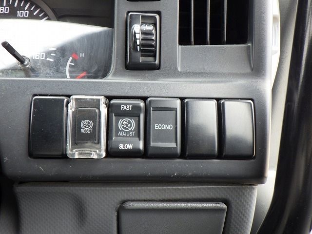 ISUZU ELF 2019 Image 31