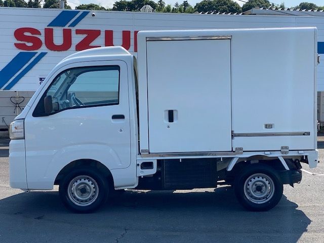 DAIHATSU HIJET TRUCK 2015 Image 31