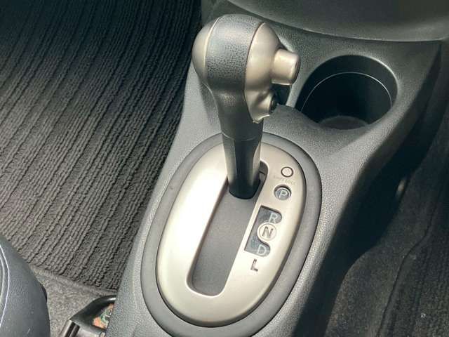 NISSAN NOTE 2013 Image 31