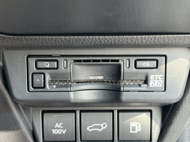 TOYOTA PRIUS 2023 Image 31