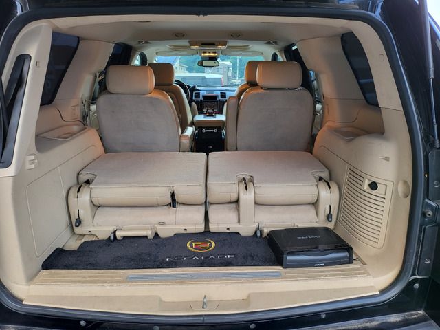 CADILLAC ESCALADE 2010 Image 31