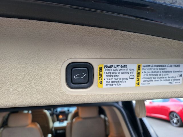 CADILLAC ESCALADE 2010 Image 31