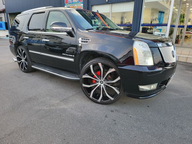 CADILLAC ESCALADE 2010 Image 31