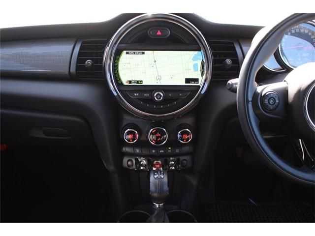 BMW MINI COOPER 5DOO 2017 Image 31