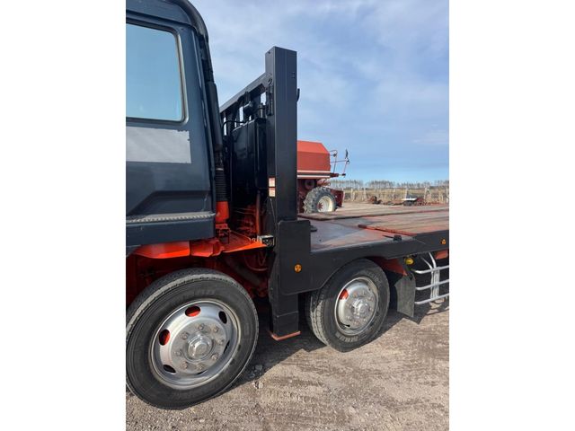 MITSUBISHI FUSOU SUPER GREAT 1995 Image 31