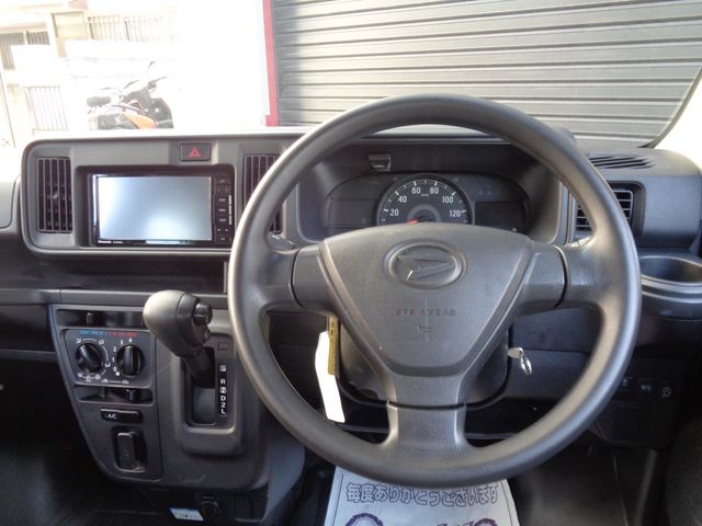 DAIHATSU HIJET DECKVAN 4WD 2020 Image 31