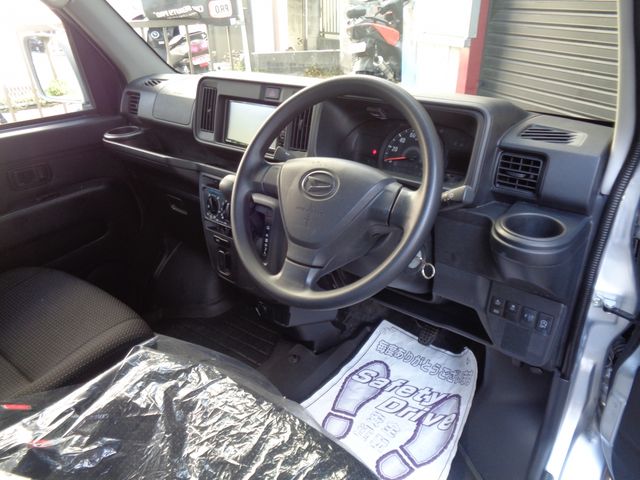 DAIHATSU HIJET DECKVAN 4WD 2020 Image 31