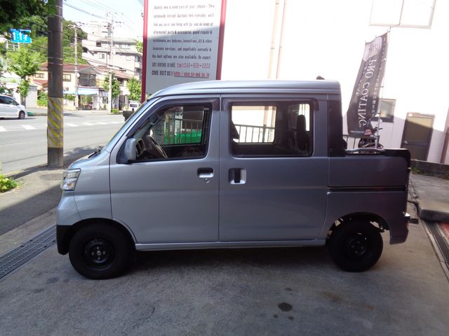DAIHATSU HIJET DECKVAN 4WD 2020 Image 31