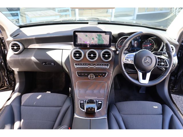 MERCEDES BENZ C CLAS 2019 Image 31