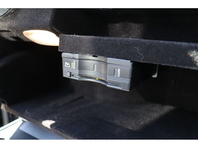 MERCEDES BENZ C CLAS 2019 Image 31