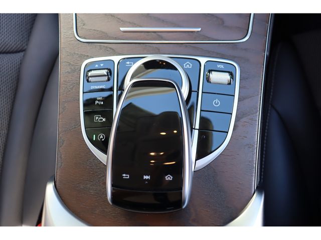 MERCEDES BENZ C CLAS 2019 Image 31