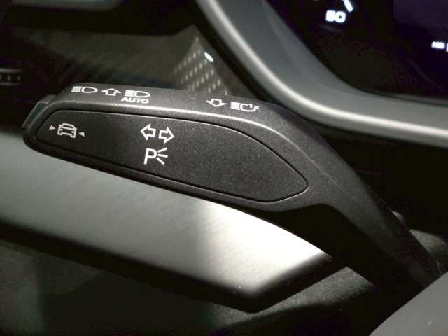 LAMBORGHINI URUS 2025 Image 31