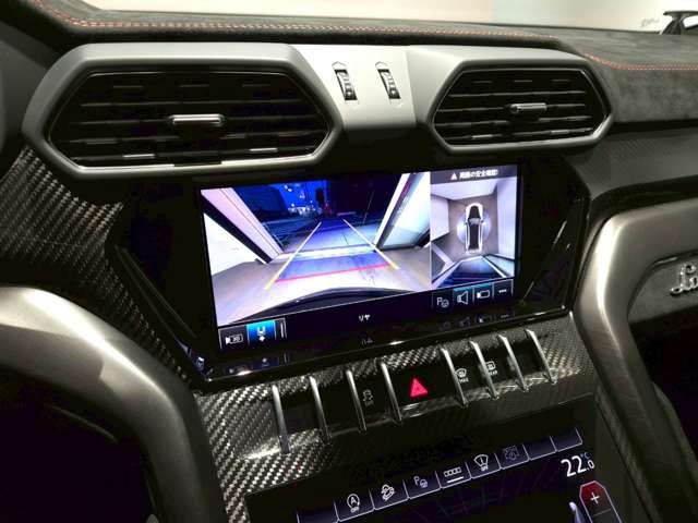 LAMBORGHINI URUS 2025 Image 31