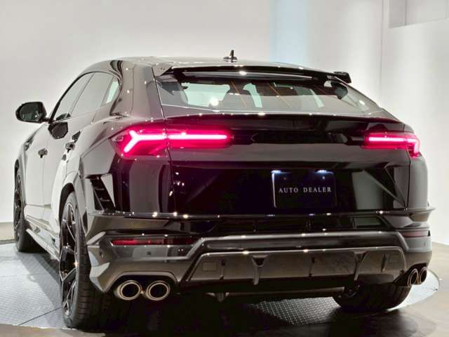LAMBORGHINI URUS 2025 Image 31