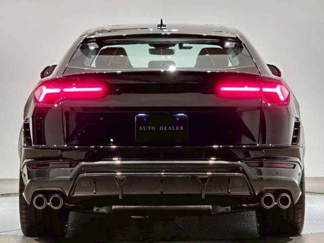 LAMBORGHINI URUS 2025 Image 31