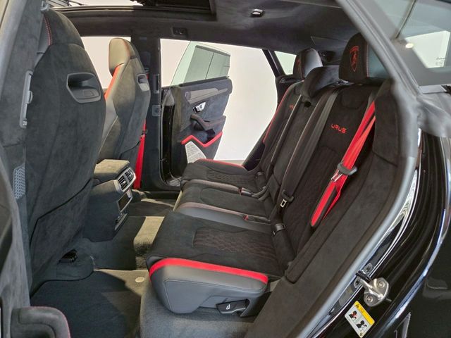 LAMBORGHINI URUS 2025 Image 31