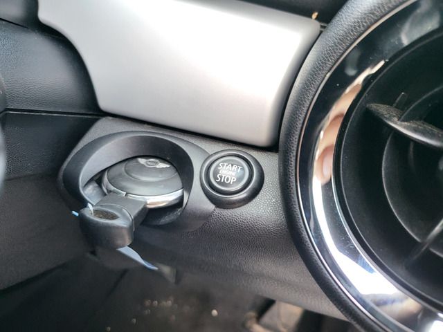 BMW MINI COOPER COUP 2013 Image 31