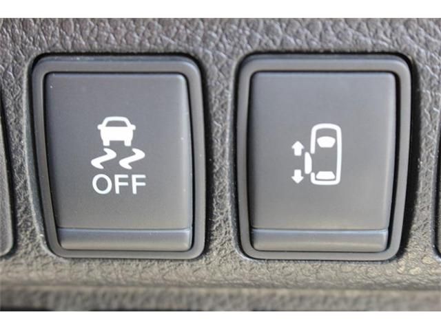 NISSAN ELGRAND 2015 Image 31