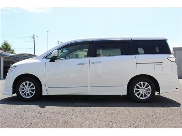NISSAN ELGRAND 2015 Image 31