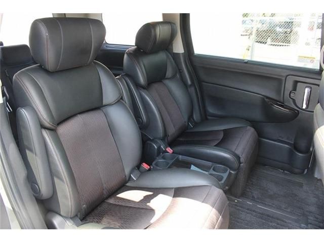 NISSAN ELGRAND 2015 Image 31