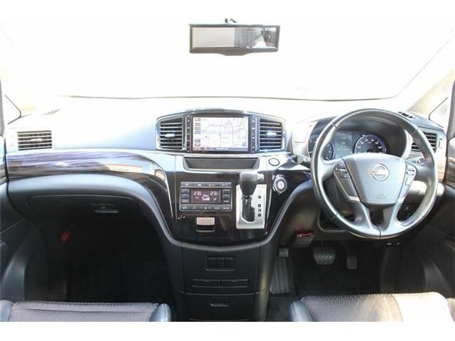 NISSAN ELGRAND 2015 Image 31