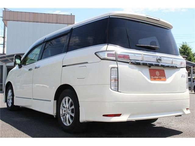 NISSAN ELGRAND 2015 Image 31