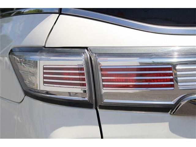 NISSAN ELGRAND 2015 Image 31