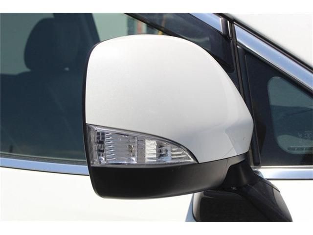 NISSAN ELGRAND 2015 Image 31