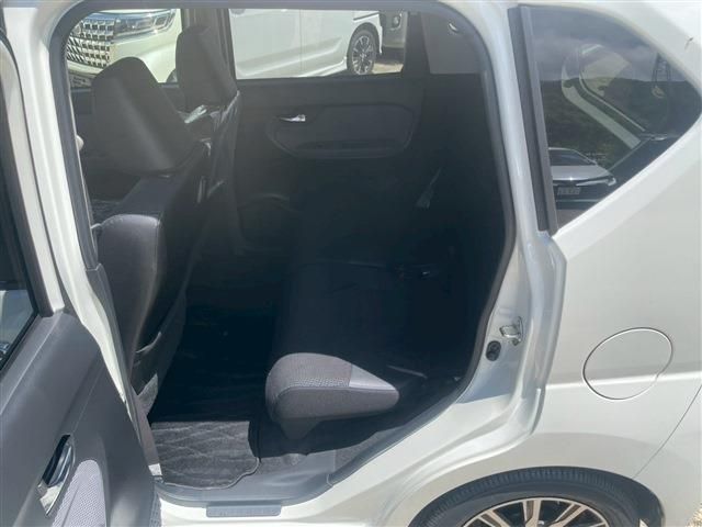 DAIHATSU MOVE CUSTOM 2015 Image 31