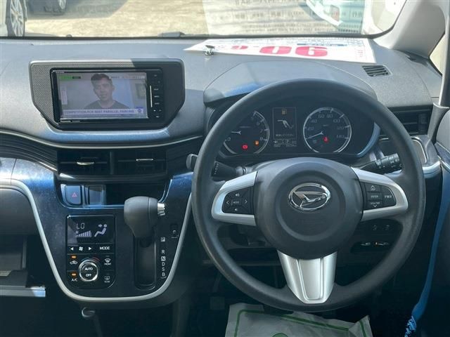 DAIHATSU MOVE CUSTOM 2015 Image 31