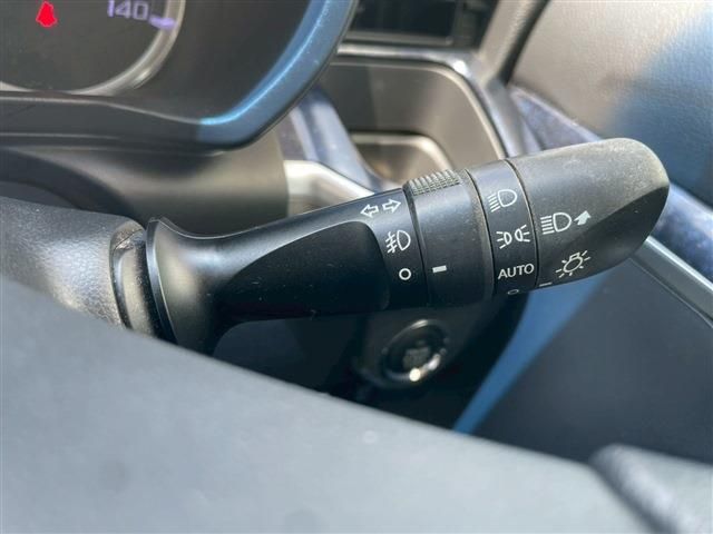 DAIHATSU MOVE CUSTOM 2015 Image 31