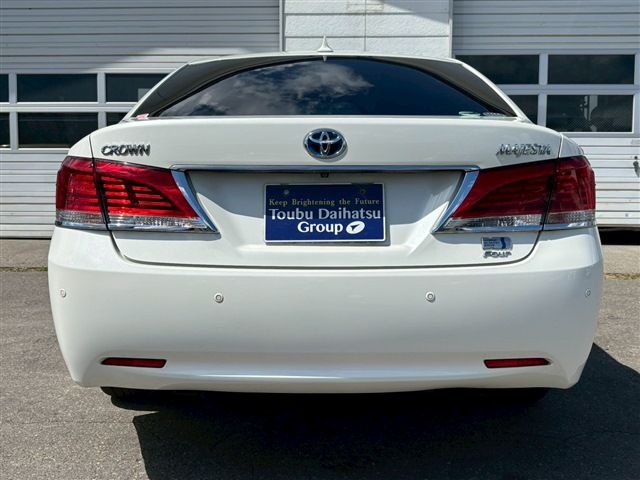 TOYOTA CROWN MAJESTA HYBRID 2015 Image 31