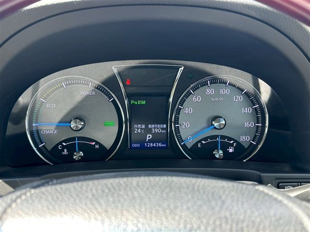 TOYOTA CROWN MAJESTA HYBRID 2015 Image 31