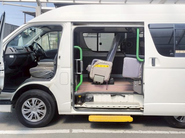 TOYOTA REGIUSACE VAN 2WD 2011 Image 31