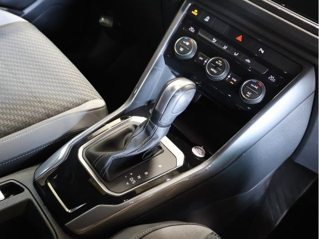 VOLKSWAGEN T-ROC 2020 Image 31