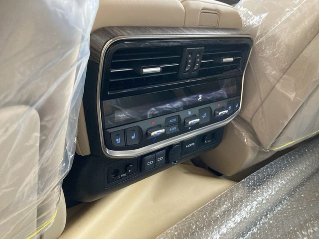 TOYOTA LANDCRUISER WAGON 2023 Image 31