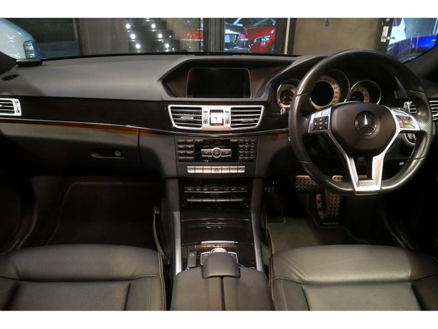 MERCEDES BENZ E CLAS 2014 Image 31
