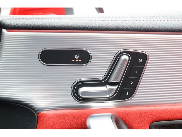 MERCEDES BENZ A CLAS 2019 Image 31