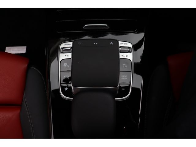 MERCEDES BENZ A CLAS 2019 Image 31