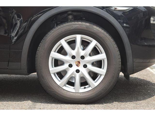 PORSCHE CAYENNE 2014 Image 31