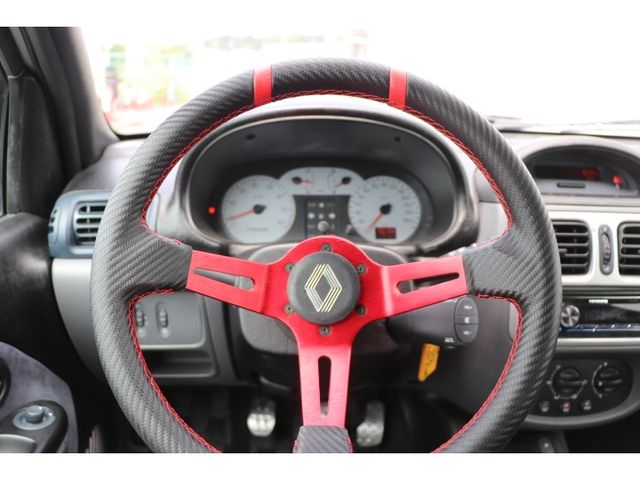 RENAULT LUTECIA 2001 Image 31