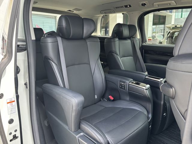 TOYOTA VELLFIRE 4WD 2018 Image 31