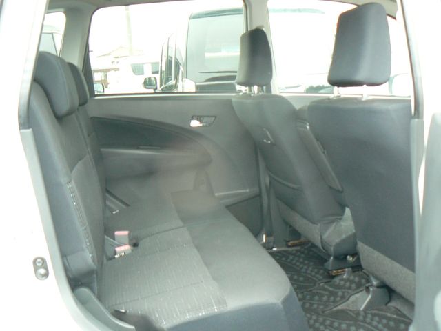 DAIHATSU MOVE CUSTOM 2011 Image 31